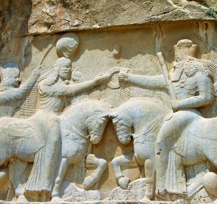 نقش رستم، الموقع الأثري القيّم الذي يروي 1800 سنة من تاريخ إيران